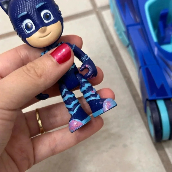 PJ Masks Catboy Cat-Car Vehicle & Figure [with Cat Boy] Blue Toy - Picture 4 of 10